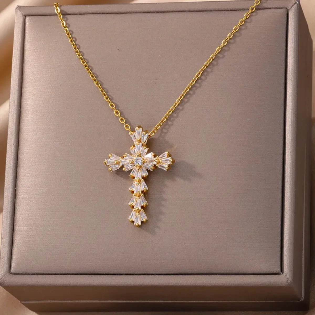 The Lumin Necklace