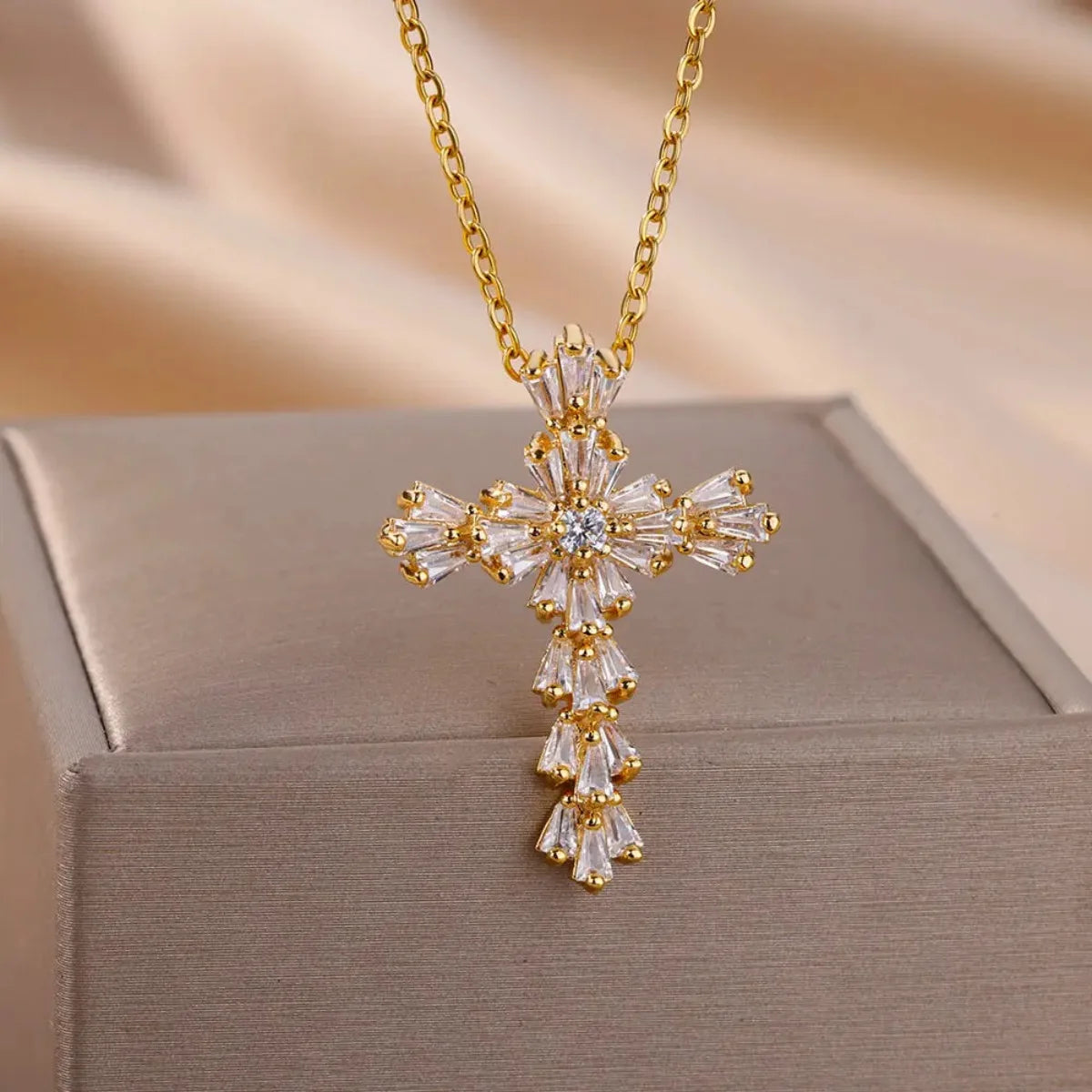 The Lumin Necklace